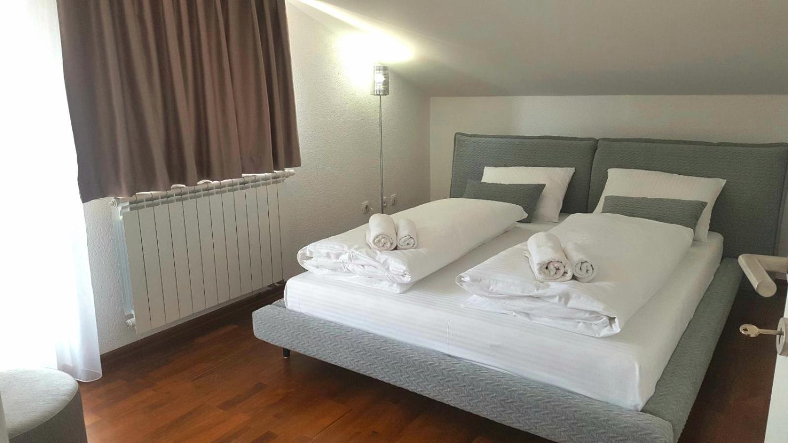 Apartment Esha SJJ Rum bild